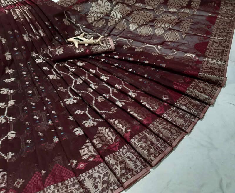 Traditional Tangail Jamdani Saree – Fine Weaving, Premium Quality